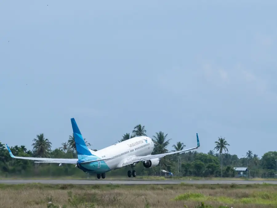 Pesawat Garuda Direct Tanpa Transit